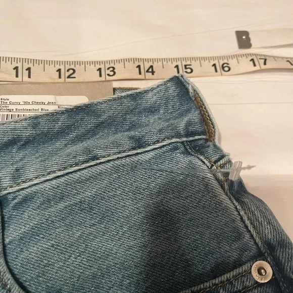 NWT Everlane The Curvy 90’s cheeky jean size 29